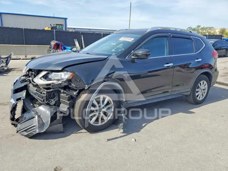 2017 Nissan ROGUE photo