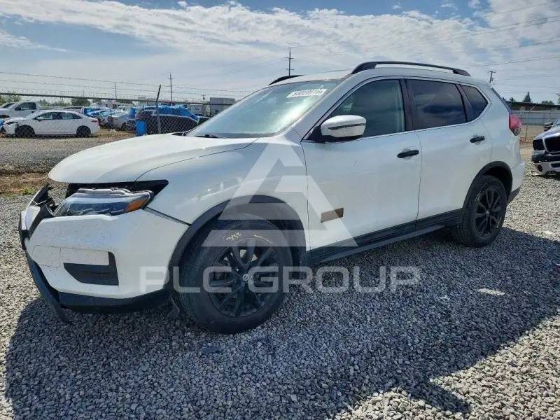 2017 Nissan ROGUE photo