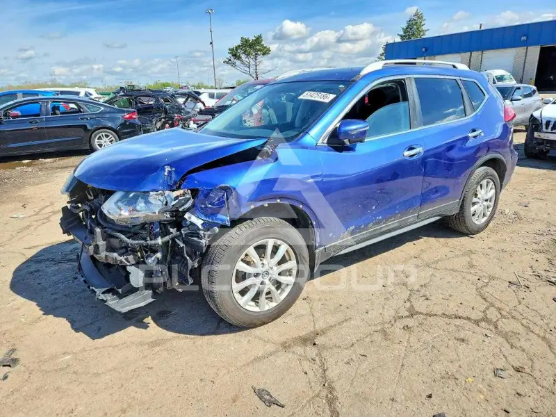 2017 Nissan ROGUE photo