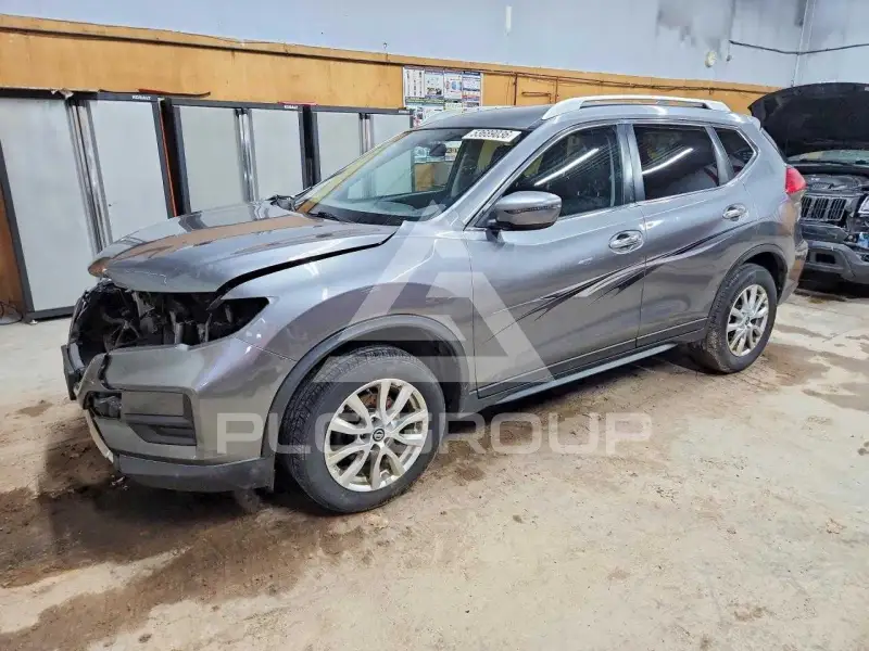 2017 Nissan ROGUE photo