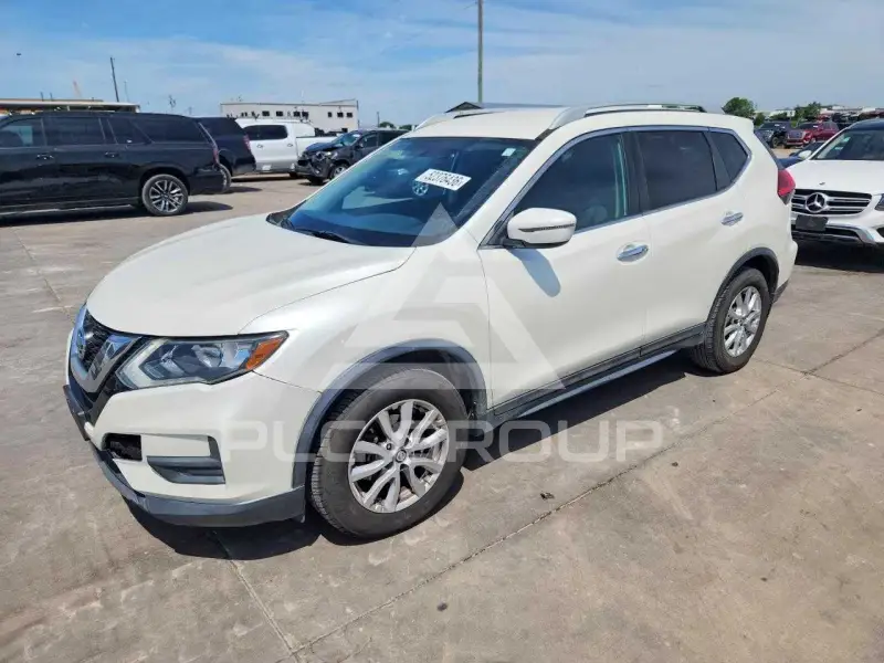2017 Nissan ROGUE фото