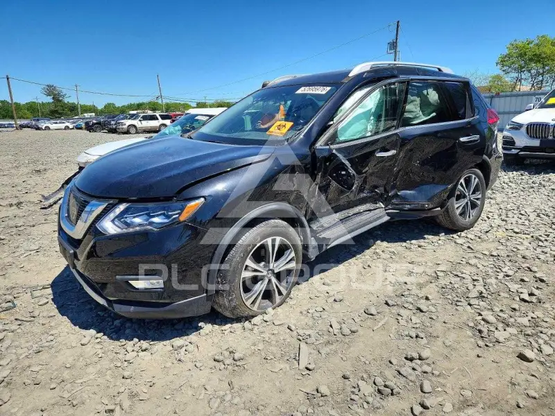 2017 Nissan ROGUE photo