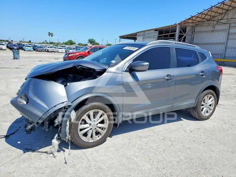 2017 Nissan ROGUE фото
