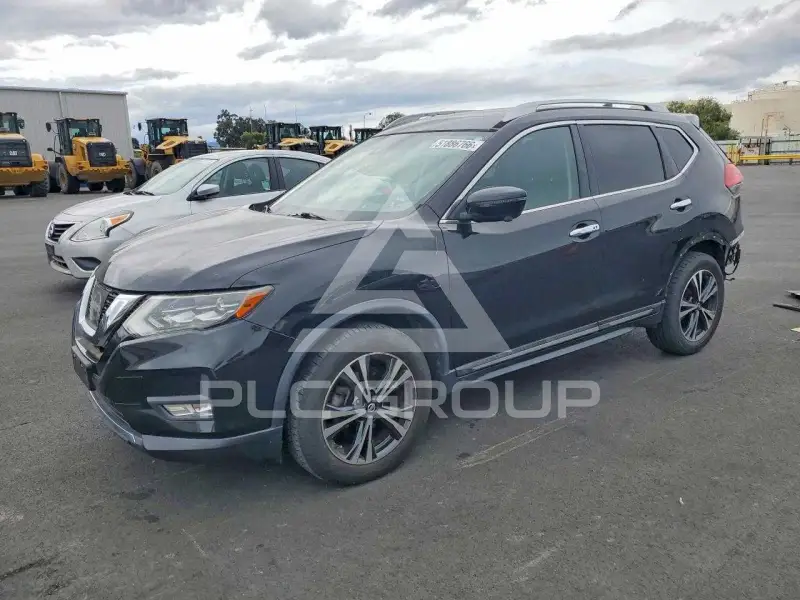 2017 Nissan ROGUE photo