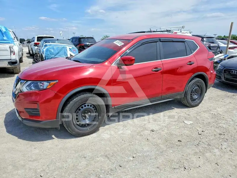 2017 Nissan ROGUE photo