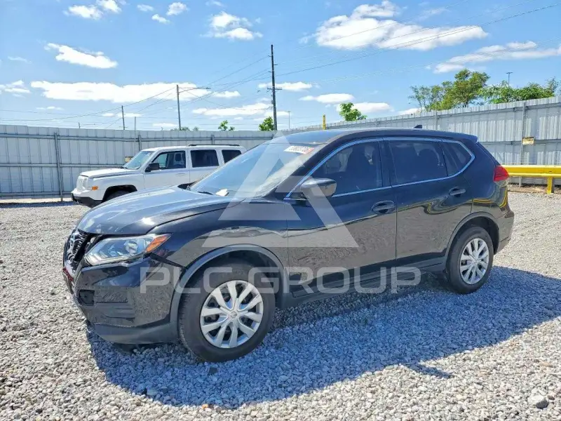 2017 Nissan ROGUE photo
