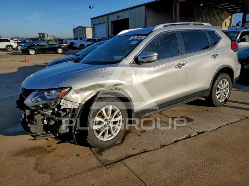 2017 Nissan ROGUE фото