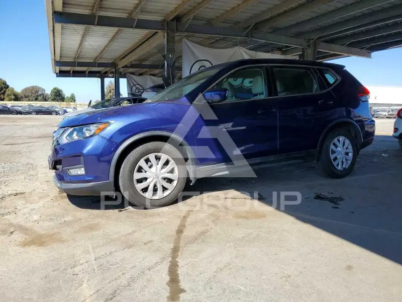 2017 Nissan ROGUE photo