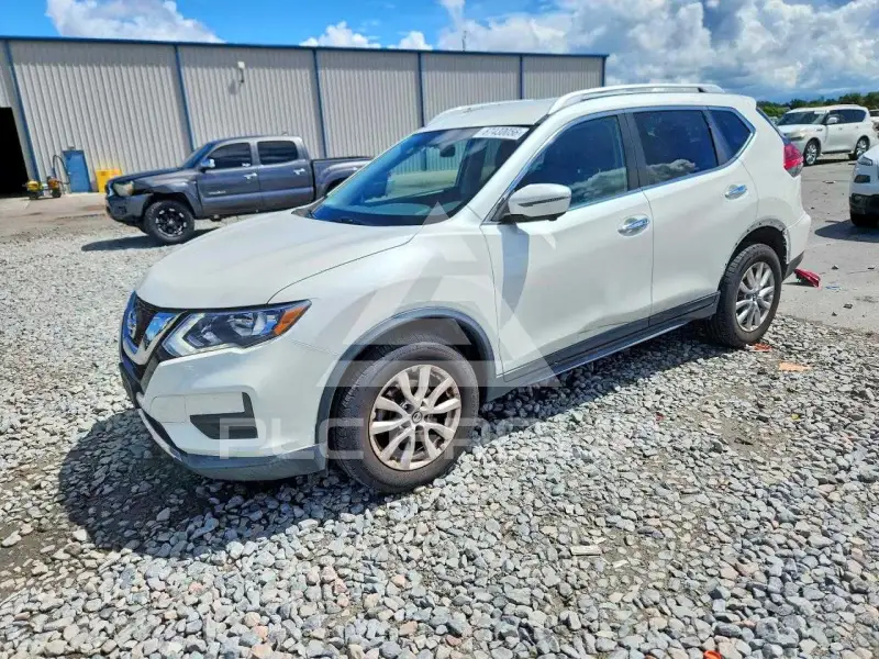 2017 Nissan ROGUE фото