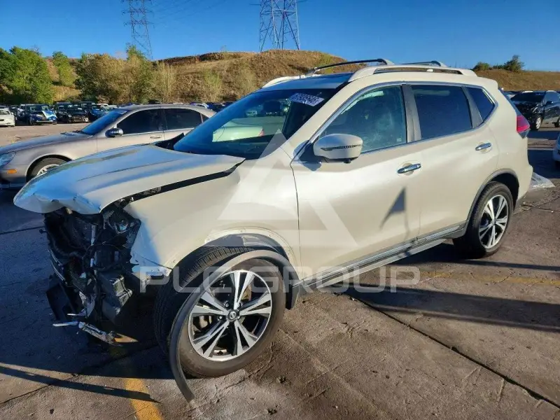 2017 Nissan ROGUE фото