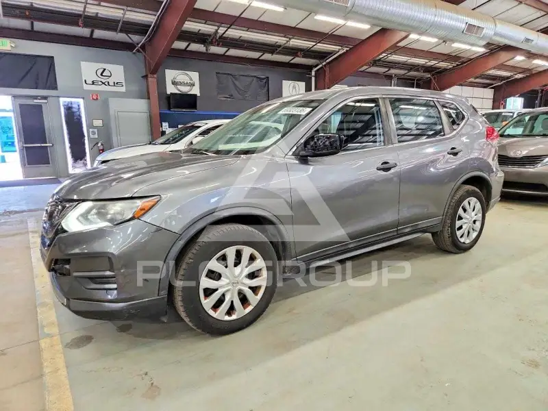 2017 Nissan ROGUE photo