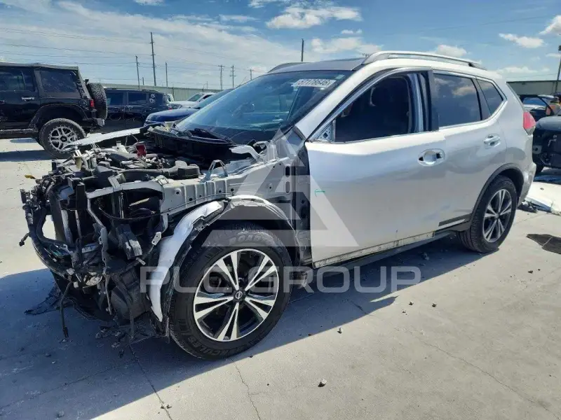 2017 Nissan ROGUE фото