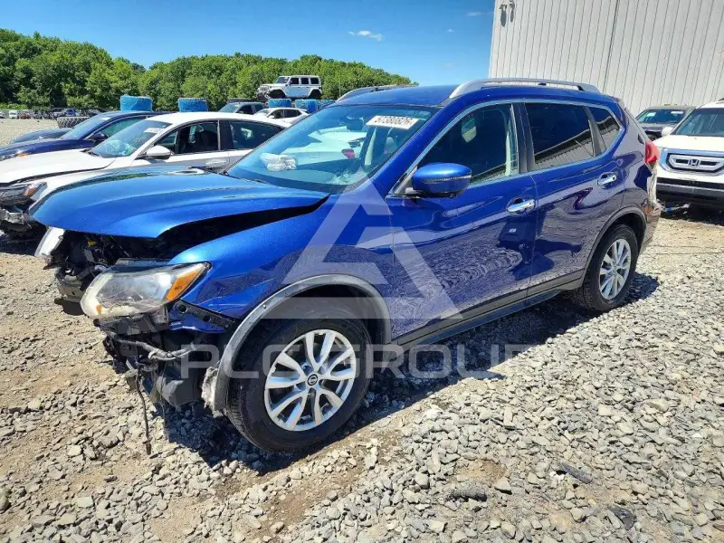 2017 Nissan ROGUE photo