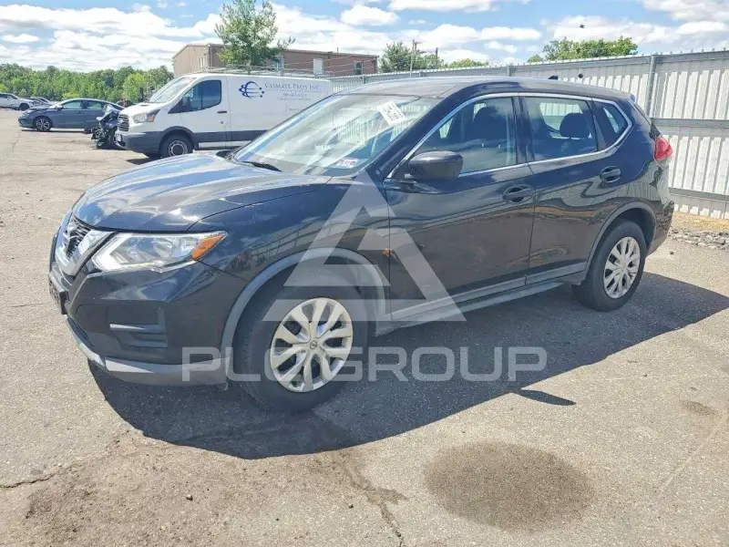 2017 Nissan ROGUE photo