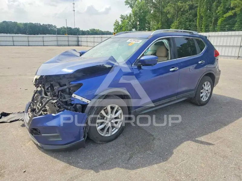 2017 Nissan ROGUE photo