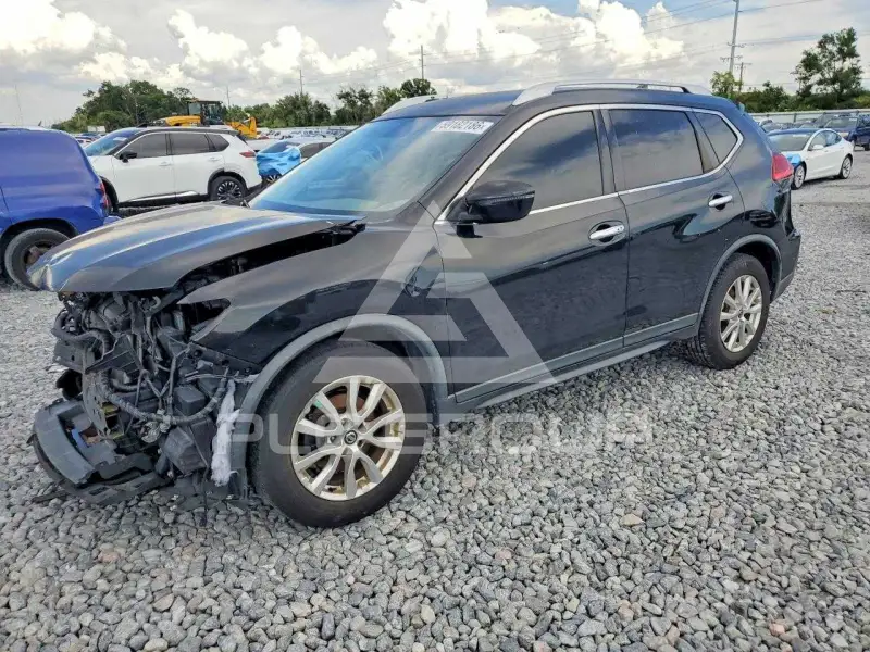 2017 Nissan ROGUE photo