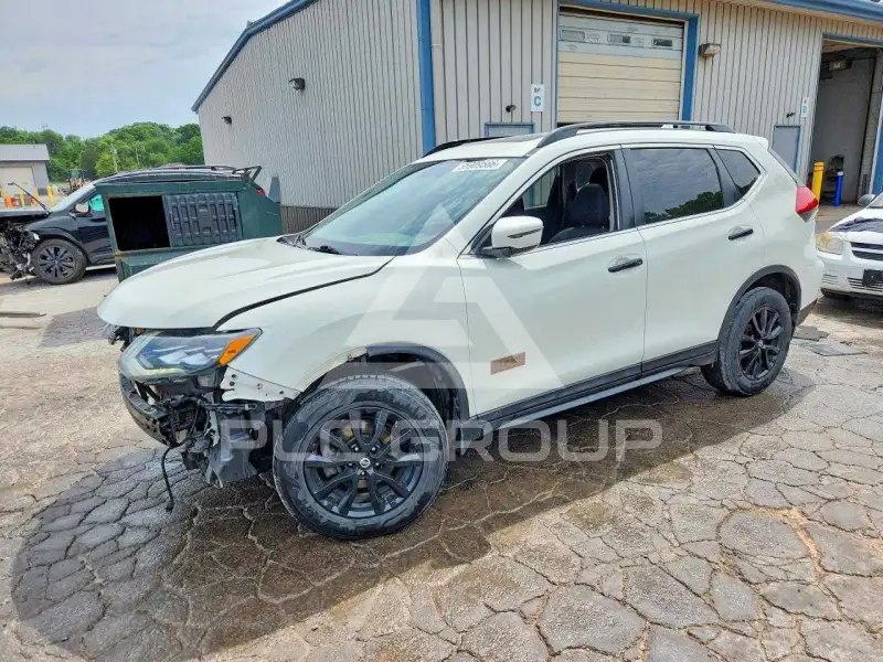 2017 Nissan ROGUE фото