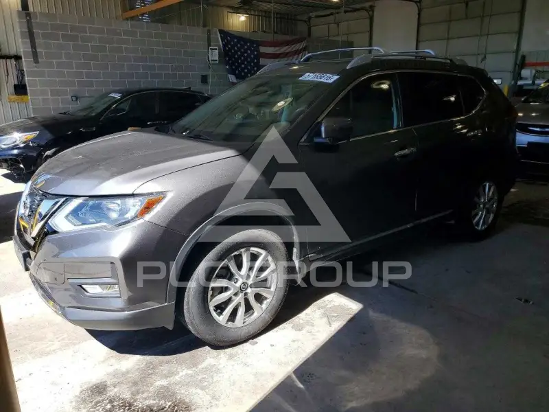 2017 Nissan ROGUE фото