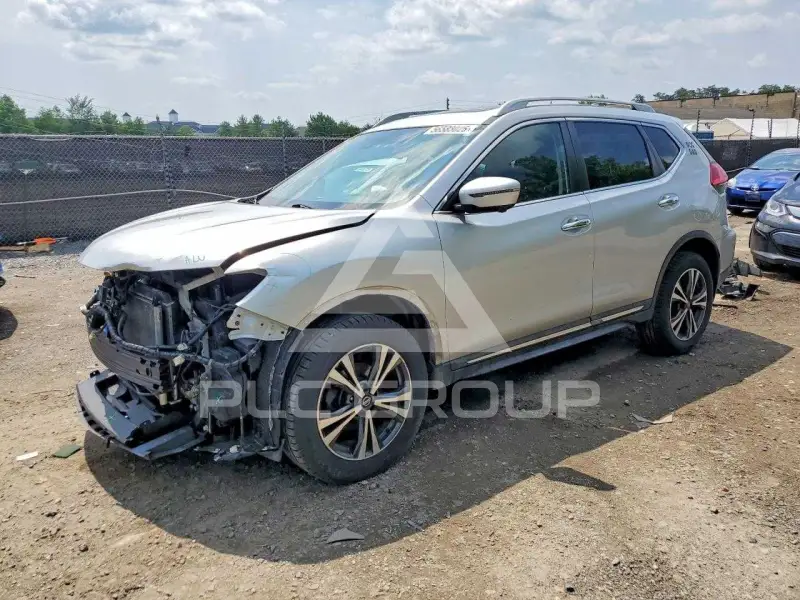 2017 Nissan ROGUE фото