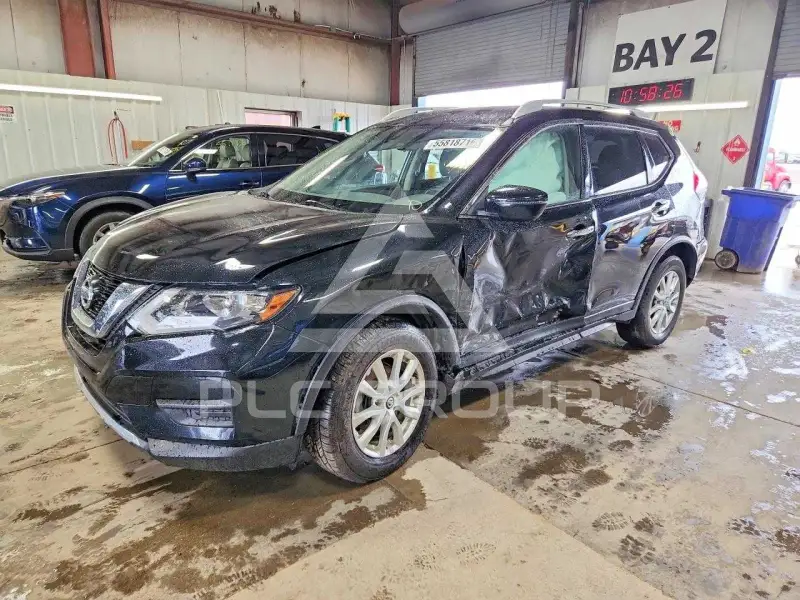 2017 Nissan ROGUE photo