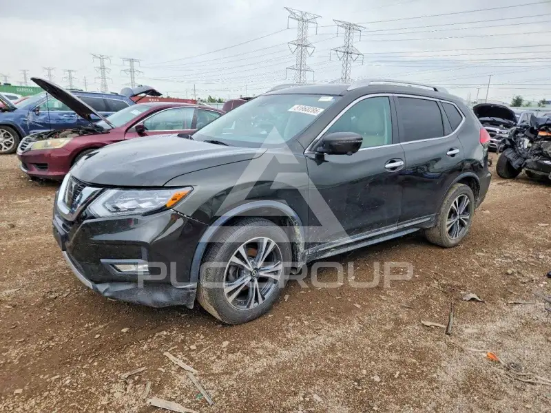 2017 Nissan ROGUE photo
