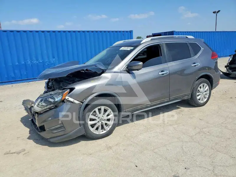 2017 Nissan ROGUE photo