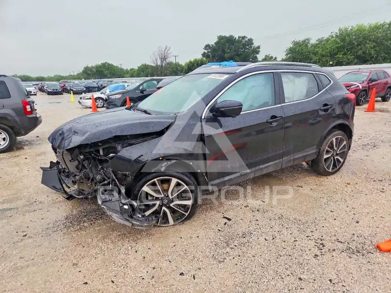 2017 Nissan ROGUE фото