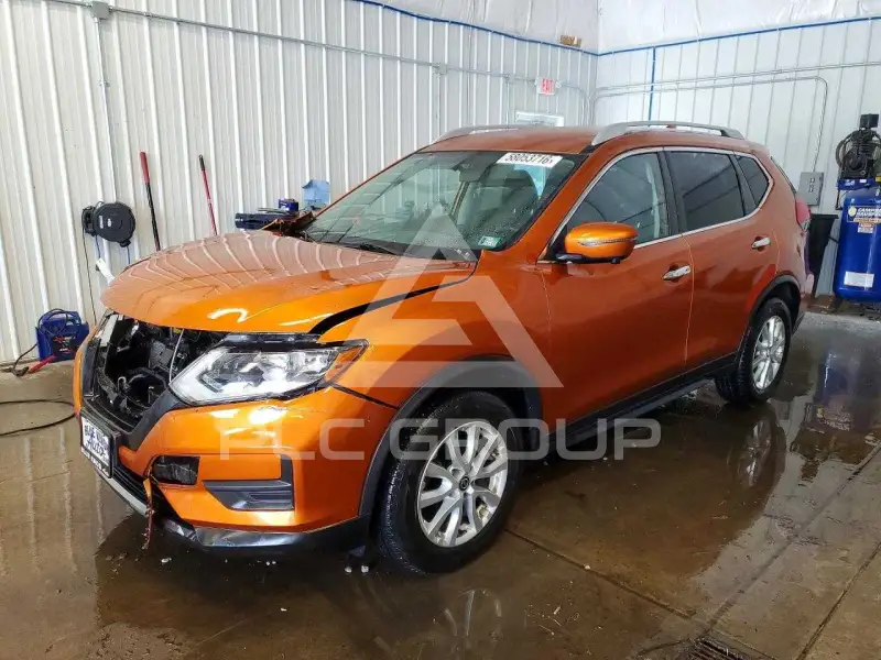 2017 Nissan ROGUE photo