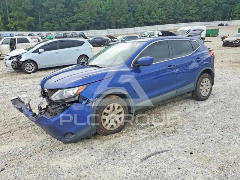 2017 Nissan ROGUE photo