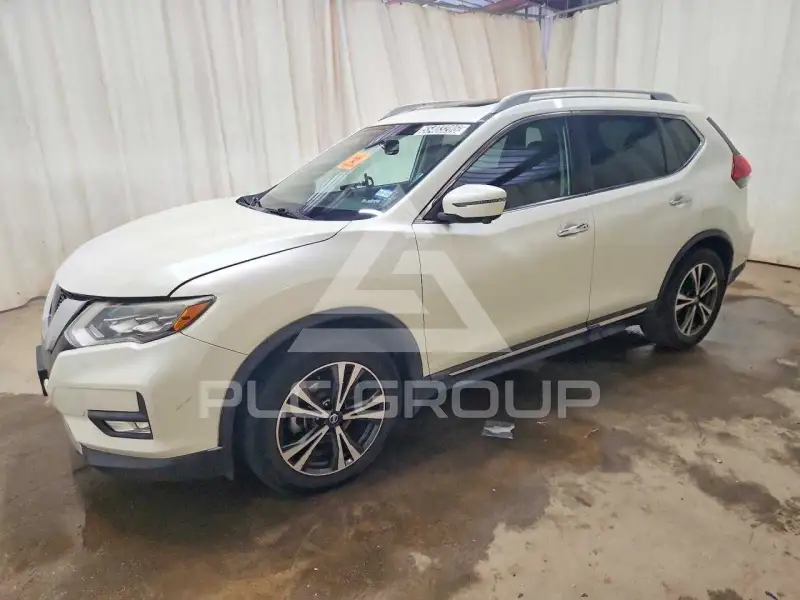 2017 Nissan ROGUE photo