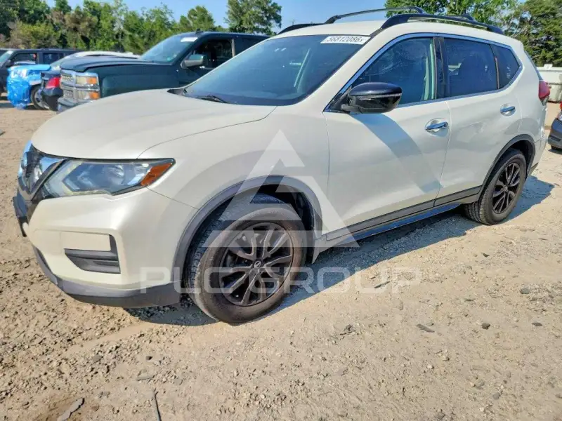 2017 Nissan ROGUE photo
