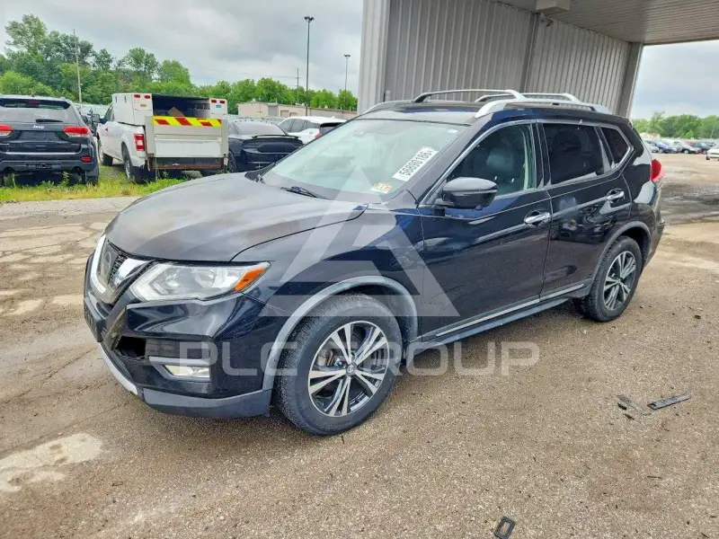 2017 Nissan ROGUE фото