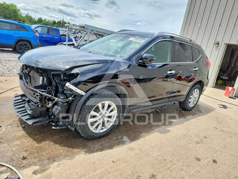 2017 Nissan ROGUE photo