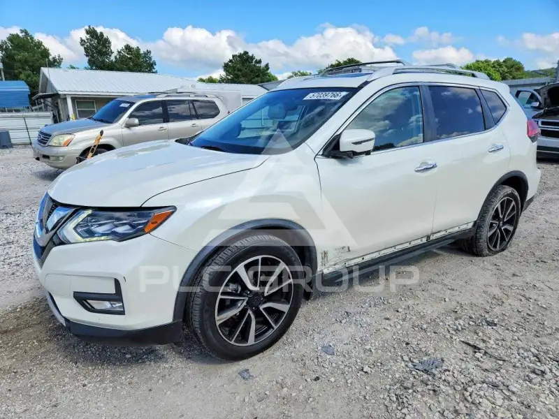 2017 Nissan ROGUE фото