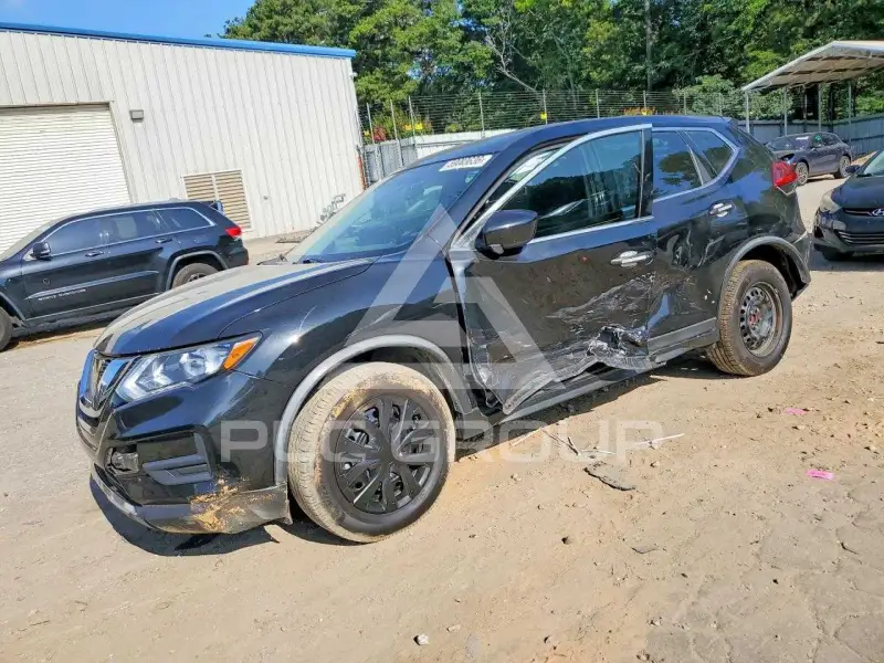 2017 Nissan ROGUE photo