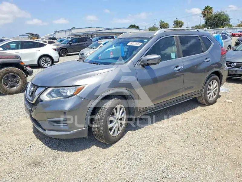 2017 Nissan ROGUE photo