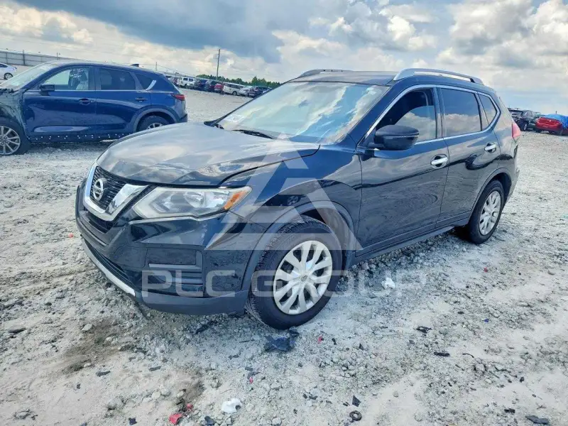 2017 Nissan ROGUE photo
