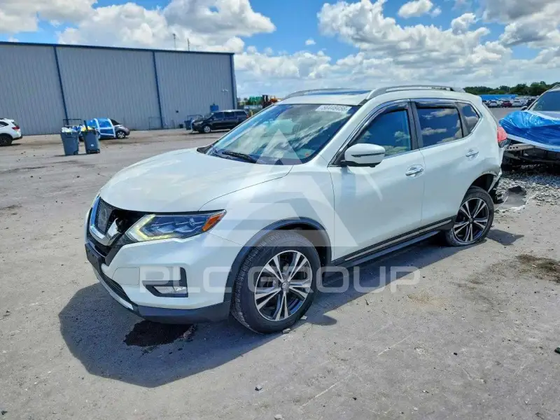 2017 Nissan ROGUE фото