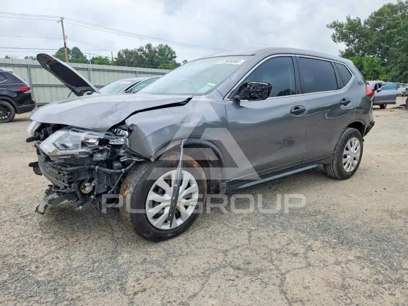 2017 Nissan ROGUE photo