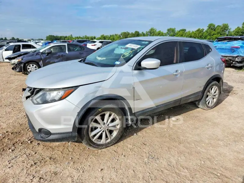 2017 Nissan ROGUE фото
