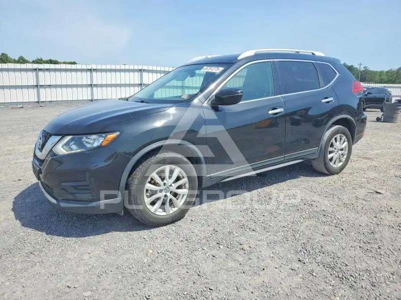 2017 Nissan ROGUE photo