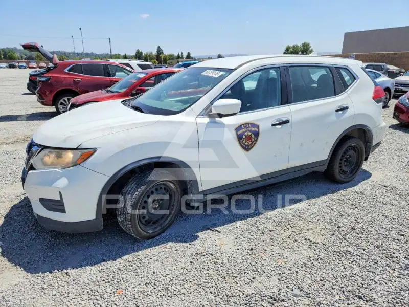 2017 Nissan ROGUE photo