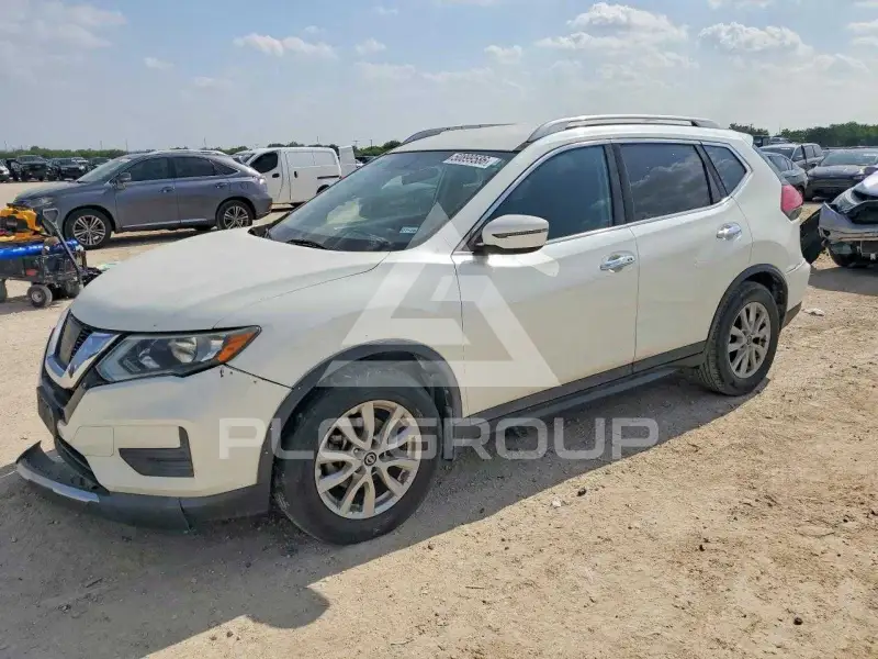 2017 Nissan ROGUE photo