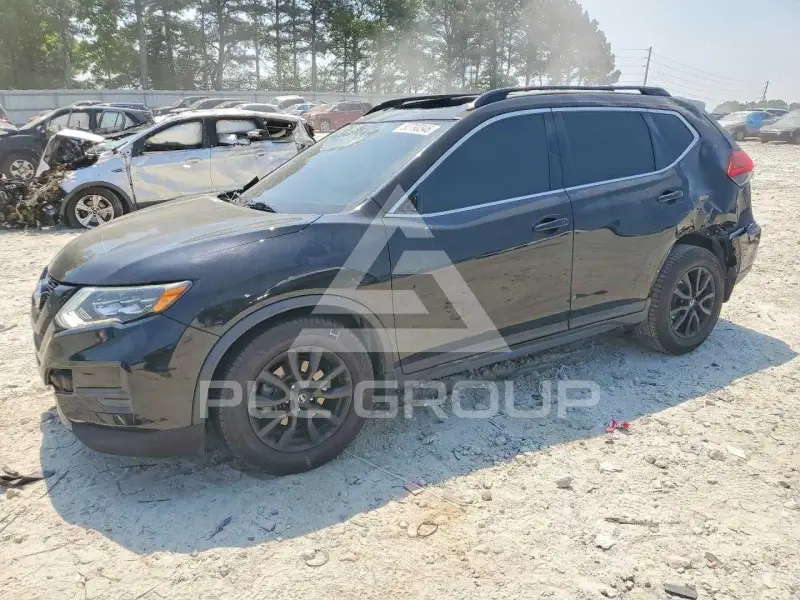 2017 Nissan ROGUE photo