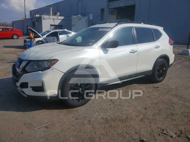 2017 Nissan ROGUE фото