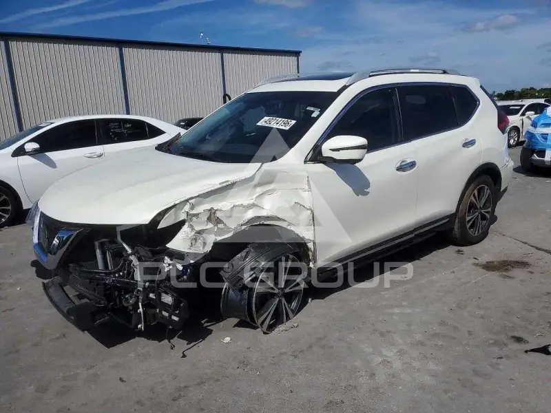 2017 Nissan ROGUE фото