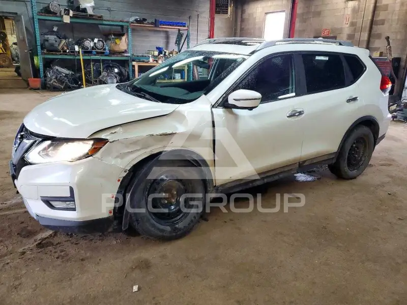 2017 Nissan ROGUE фото