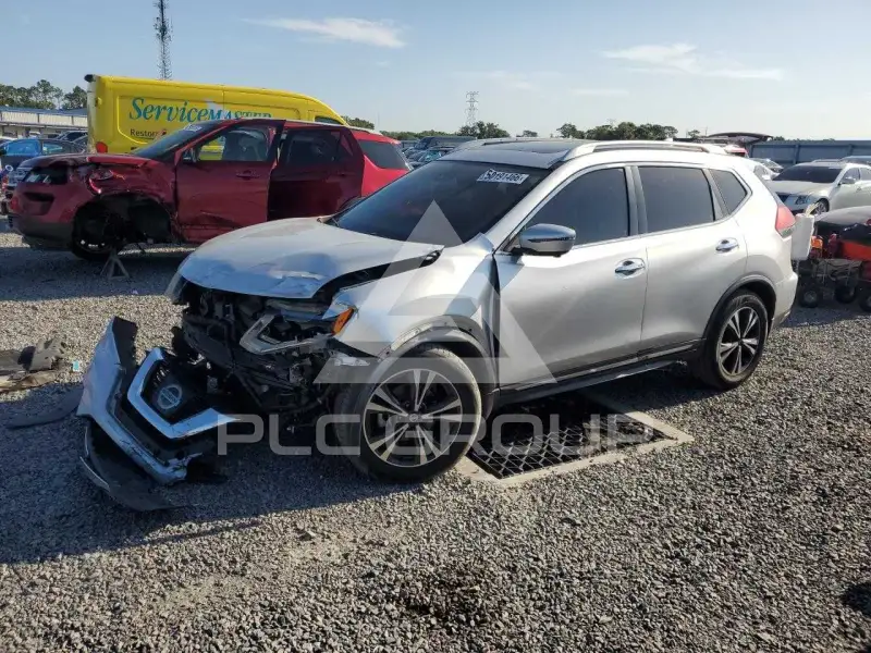2017 Nissan ROGUE фото