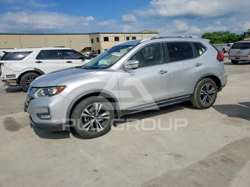 2017 Nissan ROGUE фото