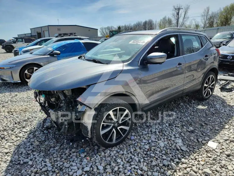 2017 Nissan ROGUE photo